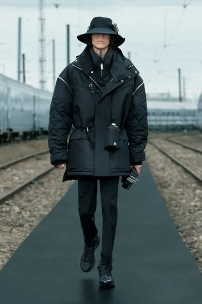Look 39